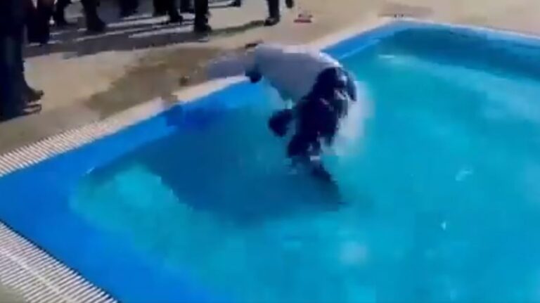 डिएसपीले पोखरीमा धकलेपछि वडाध्यक्ष भन्छन्- यो भन्दा ठूलो अन्याय के हुन्छ ?