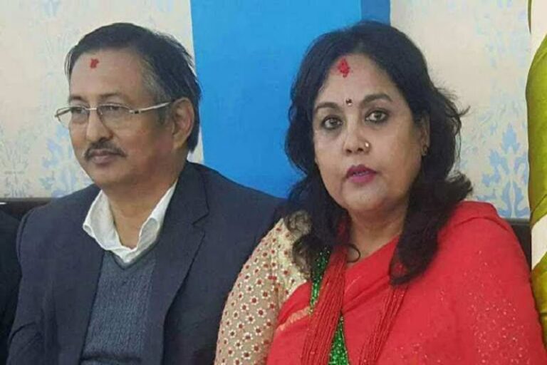 बालकृष्ण खाँणलाई भेट्न पुगिन् श्रीमती मञ्जु